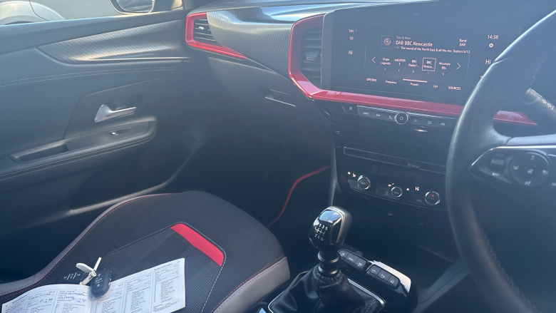 Vauxhall Mokka 1.2 Turbo 100 SRi Nav Premium 5dr Petrol Hatchback